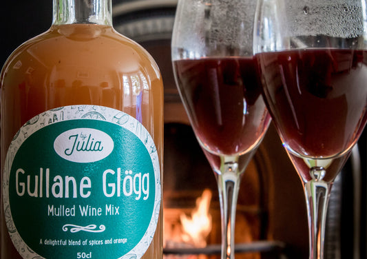 Easy Mulled Wine Recipe using Gullane Glögg