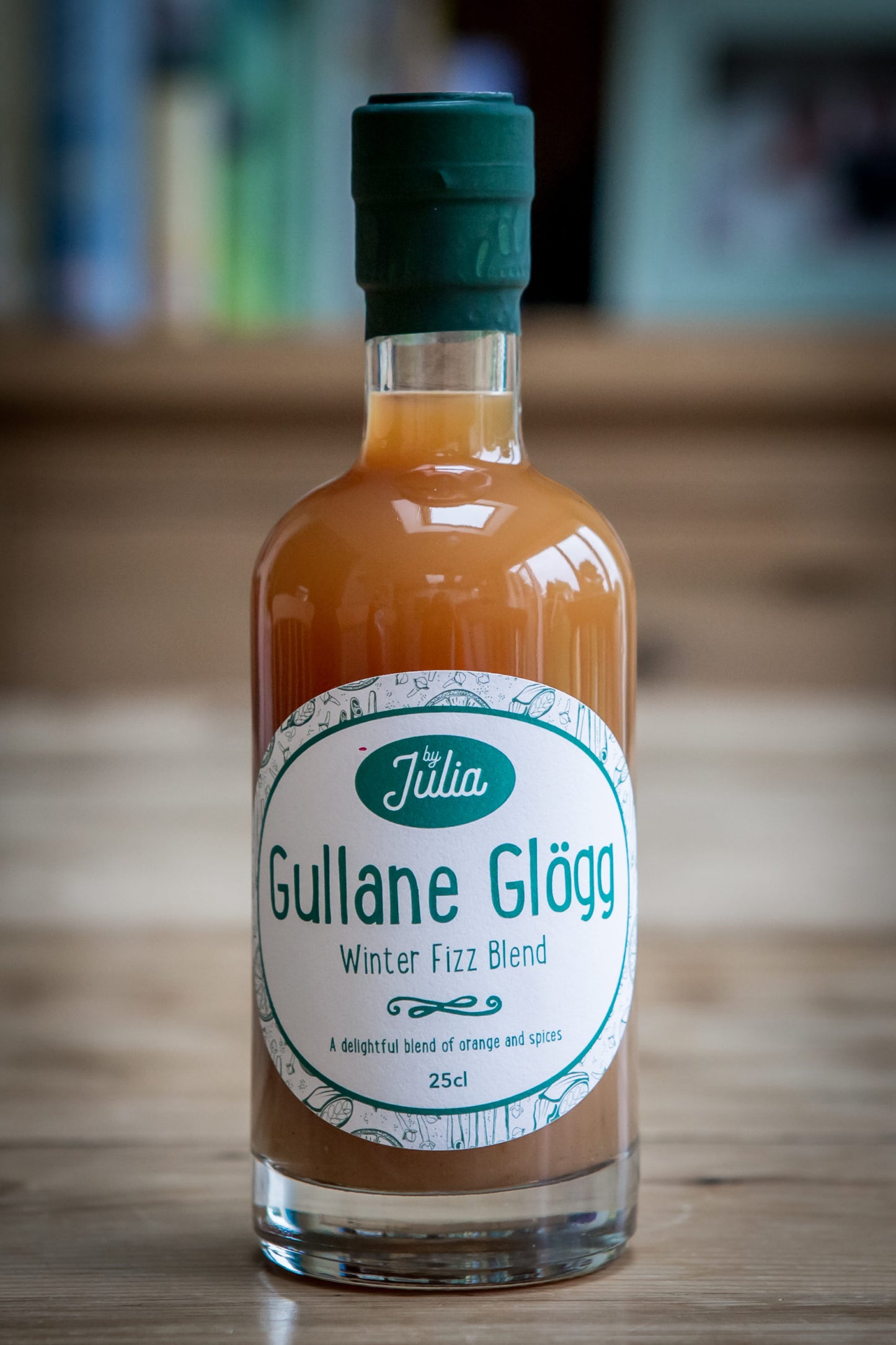 Gullane Glögg Winter Fizz Blend on table